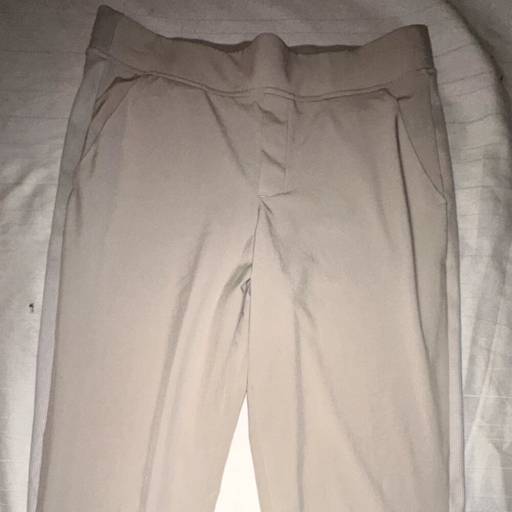 Athleta Sweatpants | Beige | Women’s 10 Petite |